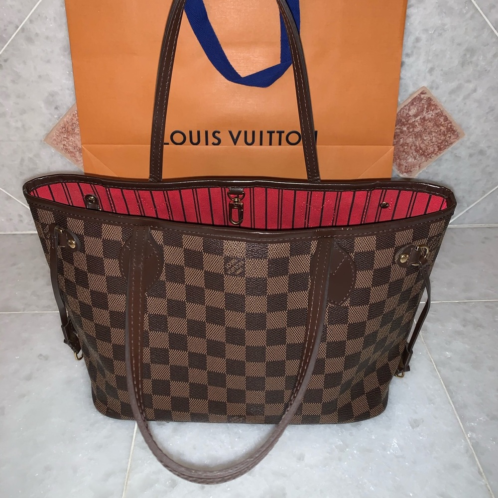 Louis Vuitton neverfull pm small!! Brand new !!